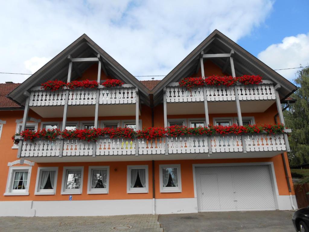 Landgasthof Schutzen Hotel Tengen Exterior photo